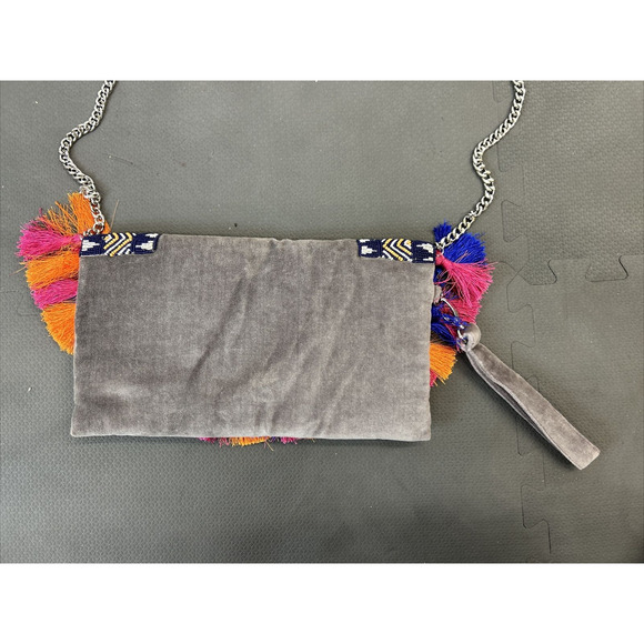 Roberta Roller Rabbit Grey Velvet Beaded Tassle Clutch Wrislet FS Bnfts Charity - Picture 2 of 10